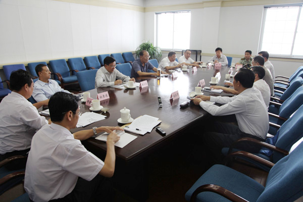 冮瑞主持召开省政府业务会议专题研究部署全省宗教安全稳定工作